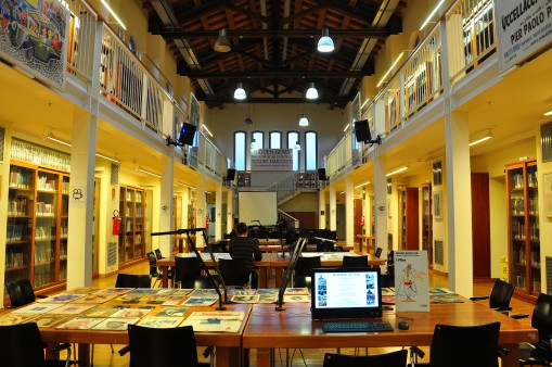 Biblioteca Renzo Renzi